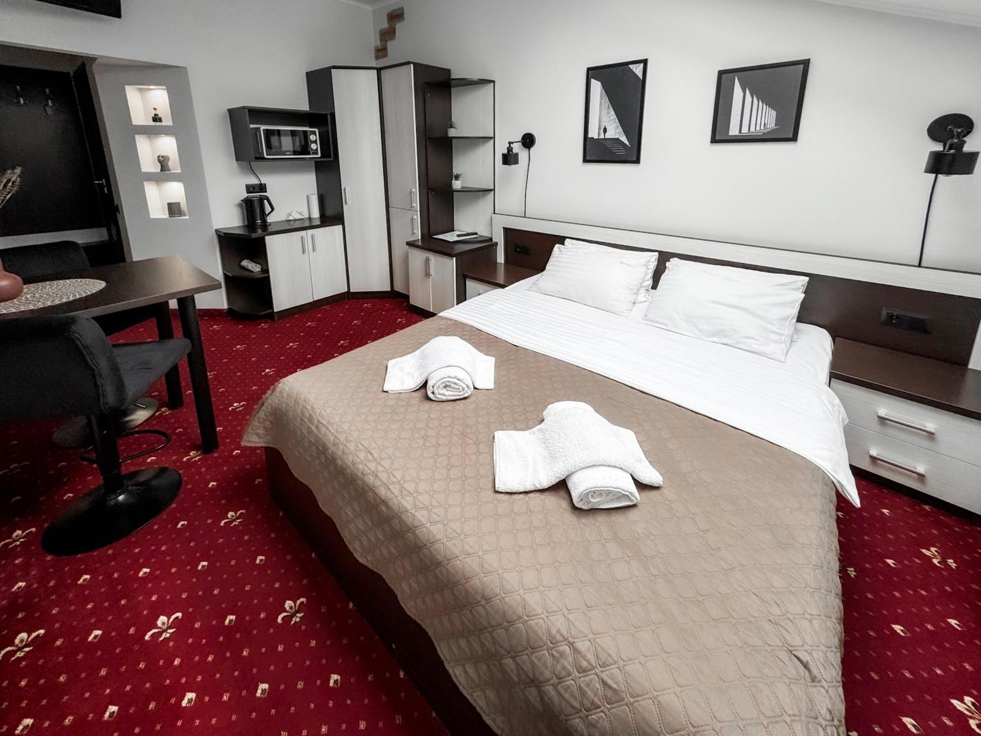 On Zaliznychna 49 Apartment Iwano-Frankiwsk