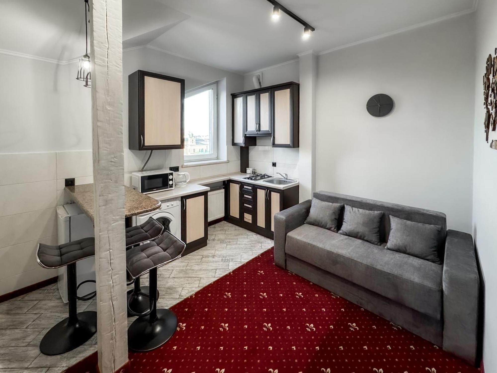 Apartment On Zaliznychna 49 *